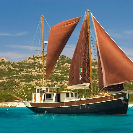 Cala Di Falco Apartahotel 3*